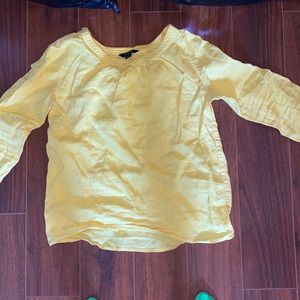 Yellow j crew extra small half sleeve shirt